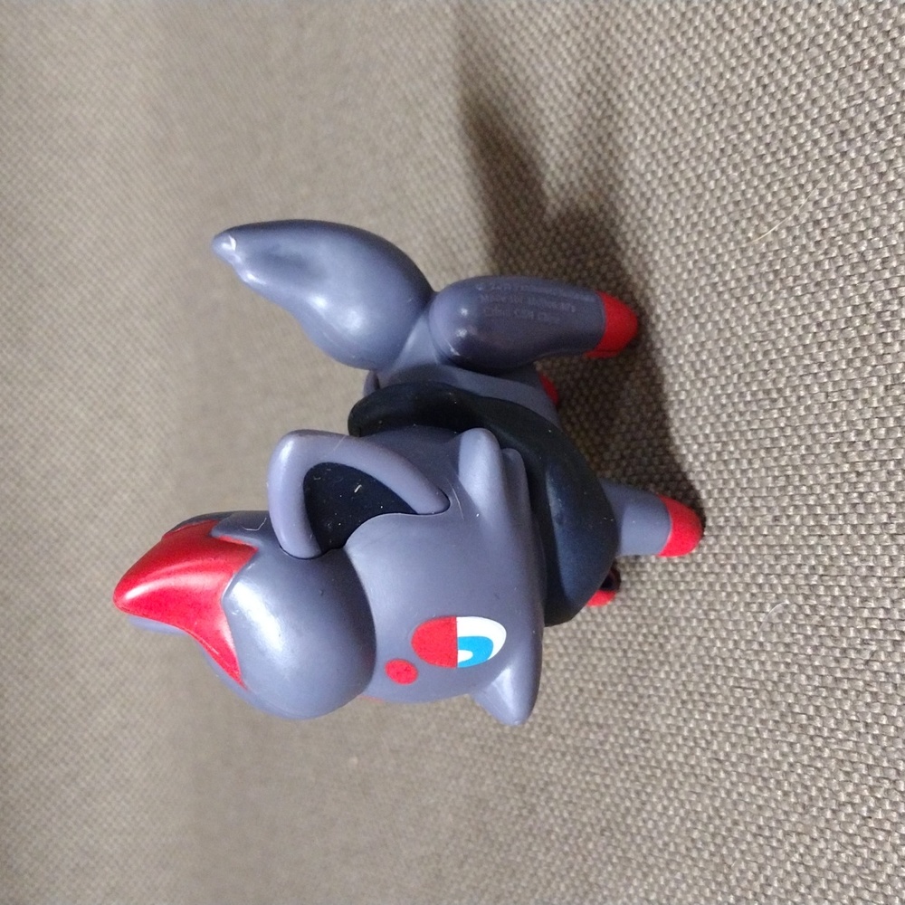Pokemon bundle + - Picture 4 of 8